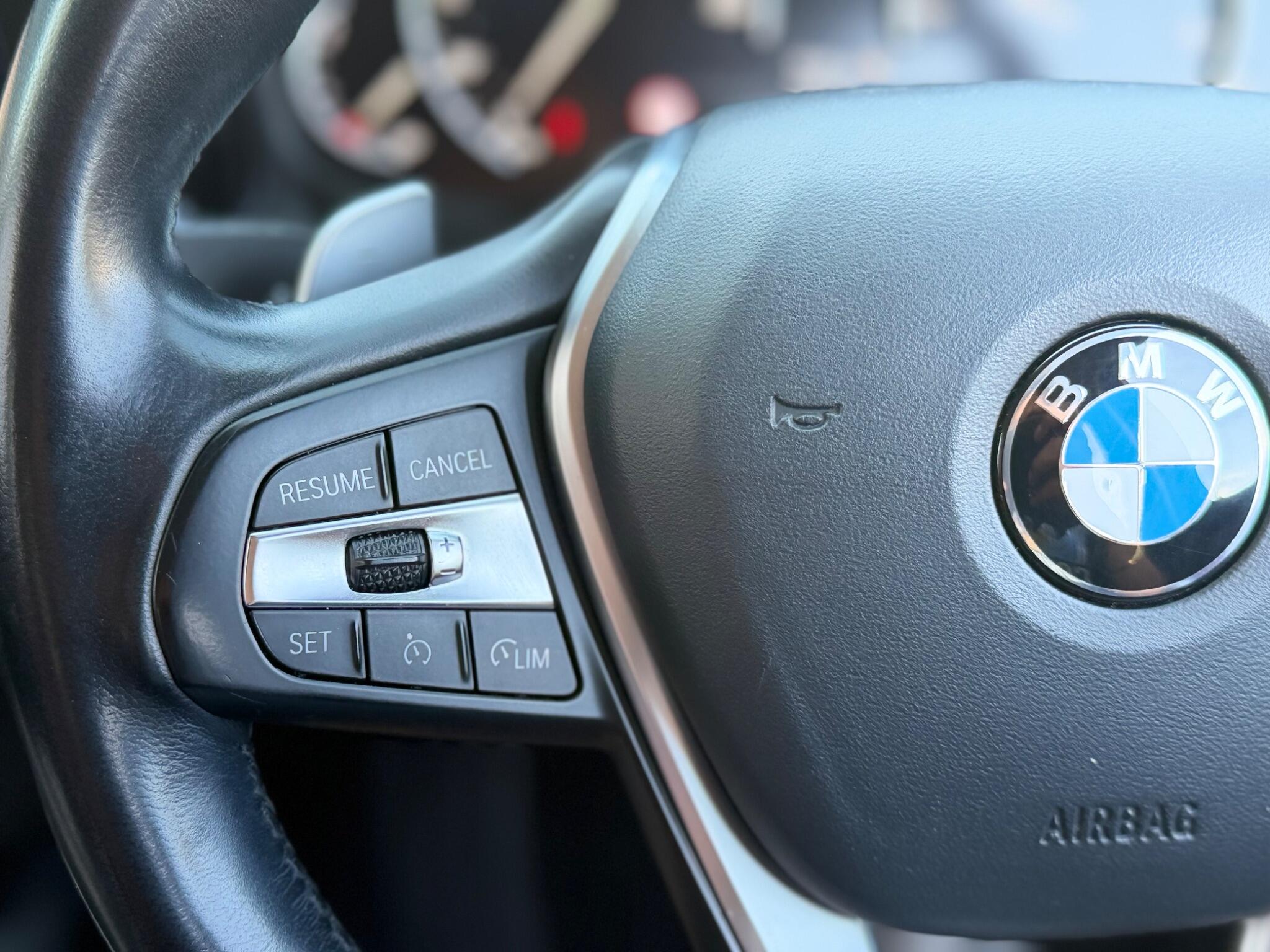 BMW 3 Series view 20
