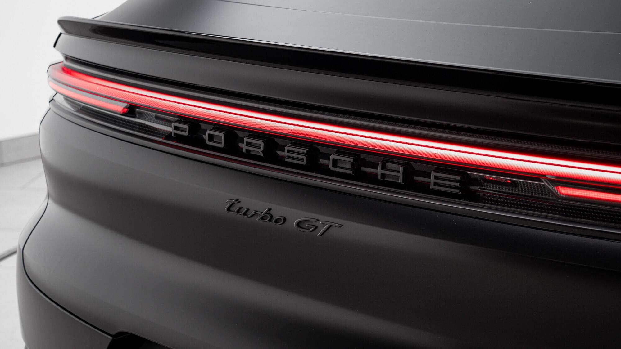 Porsche Cayenne view 17