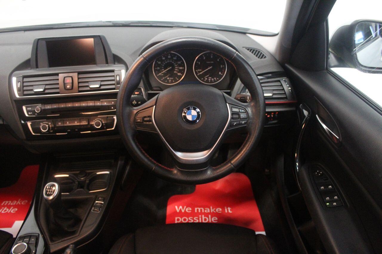 BMW 1 Series view 42