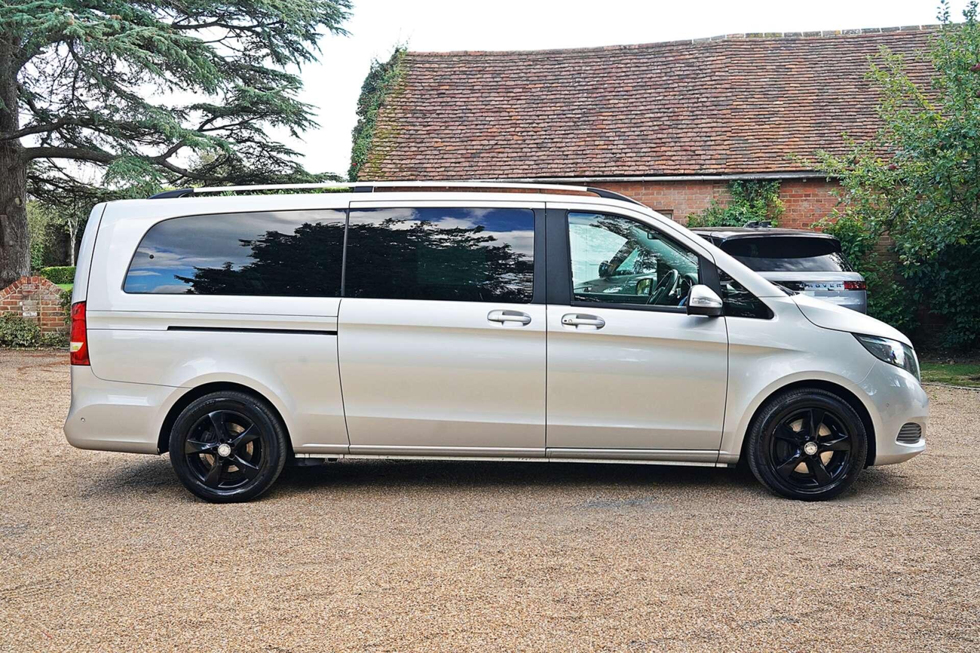 Mercedes-Benz V-Class view 5