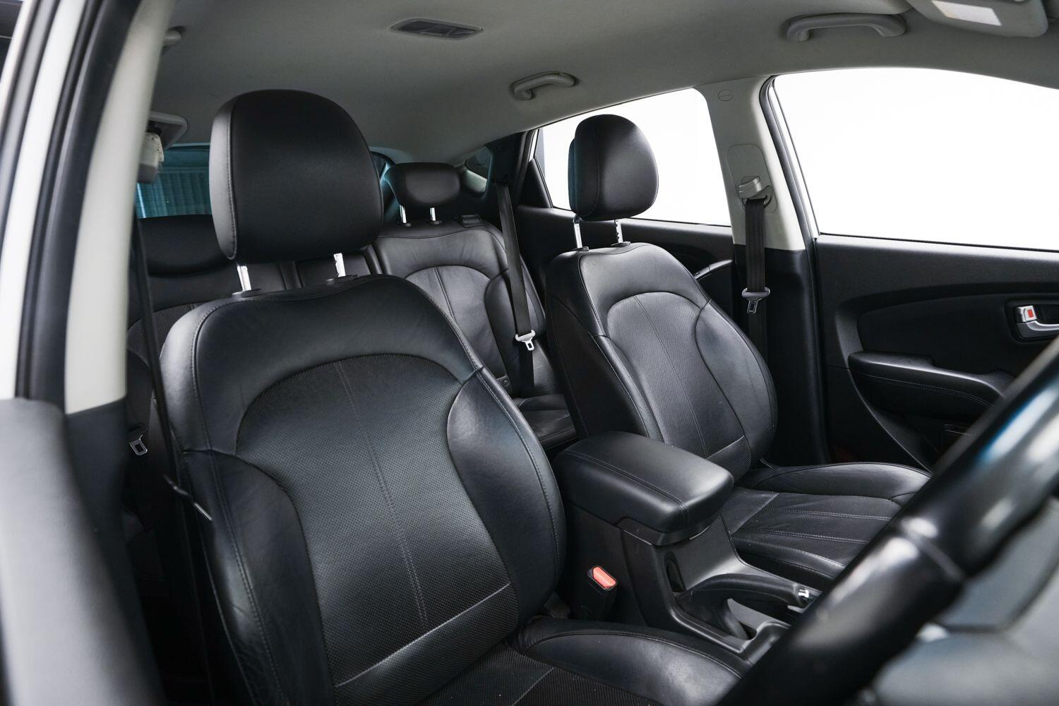Hyundai Ix35 view 9
