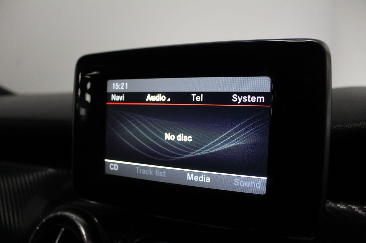 Mercedes-Benz CLA view 35
