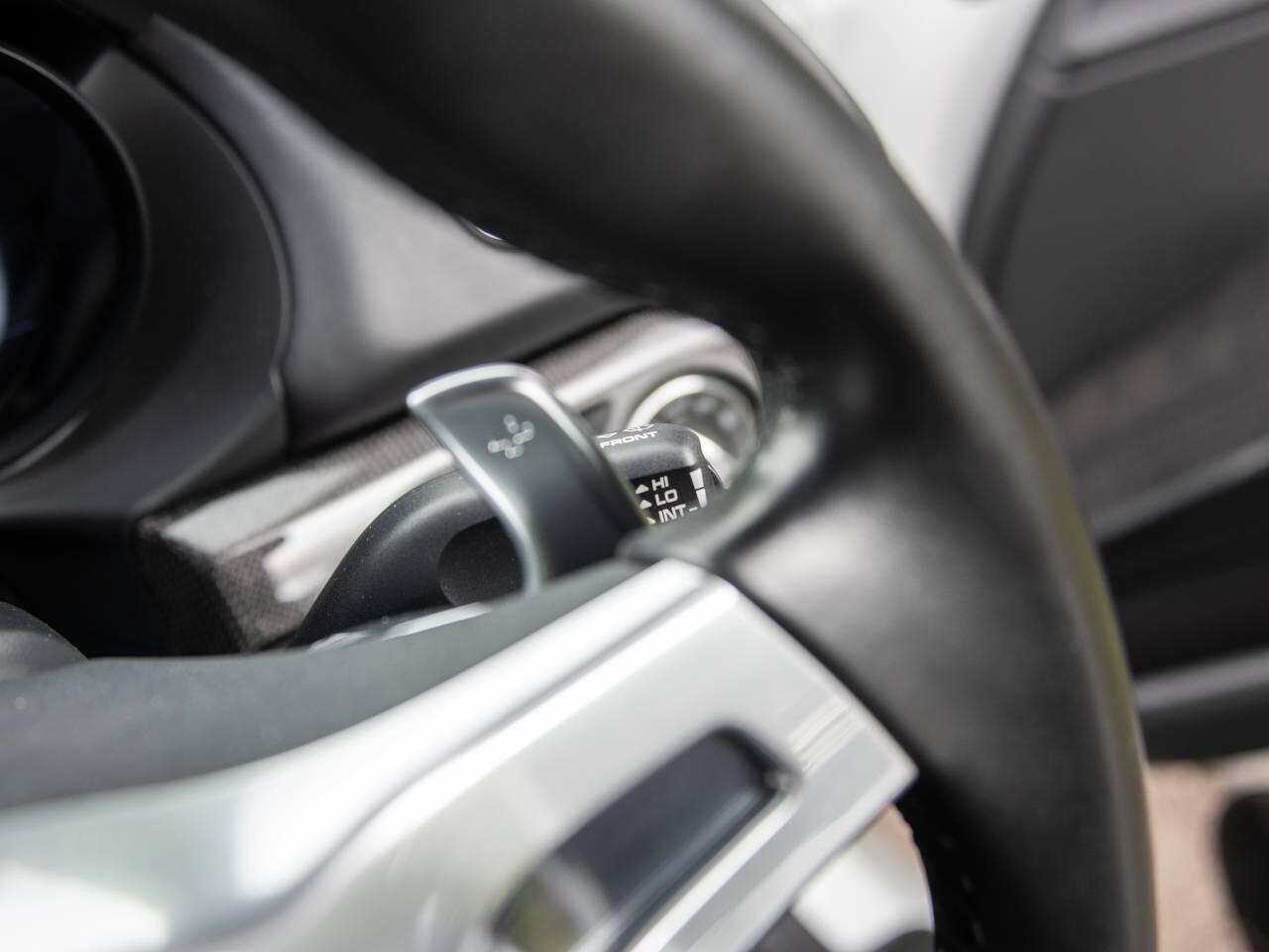 Porsche Cayman view 38