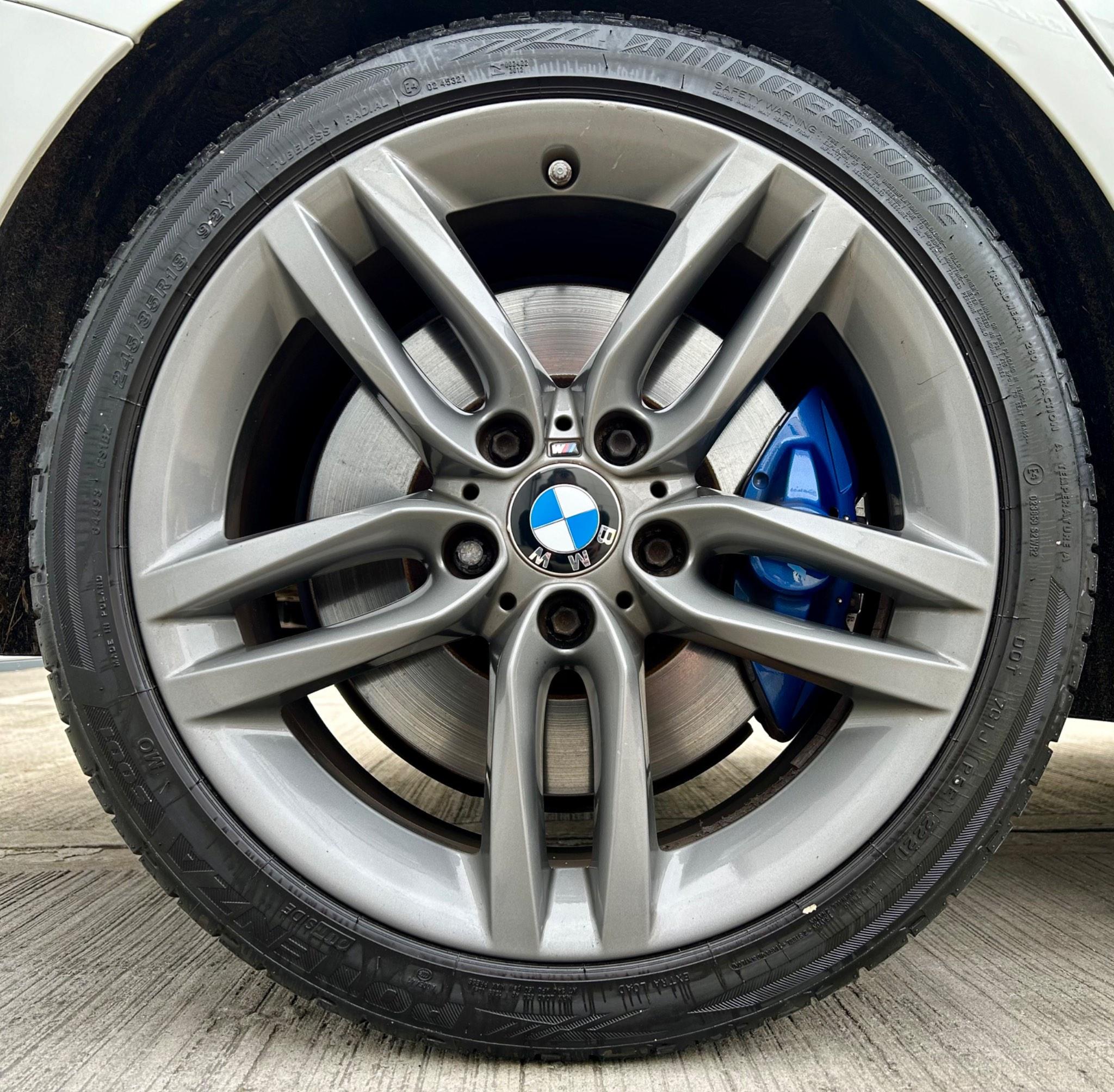 BMW 1 Series view 25
