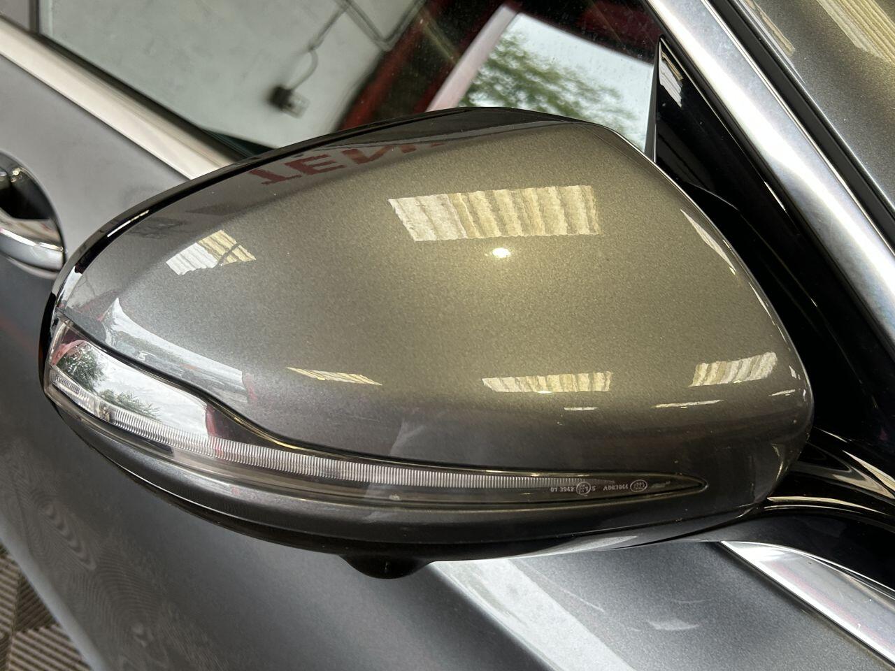 Mercedes-Benz E Class view 20