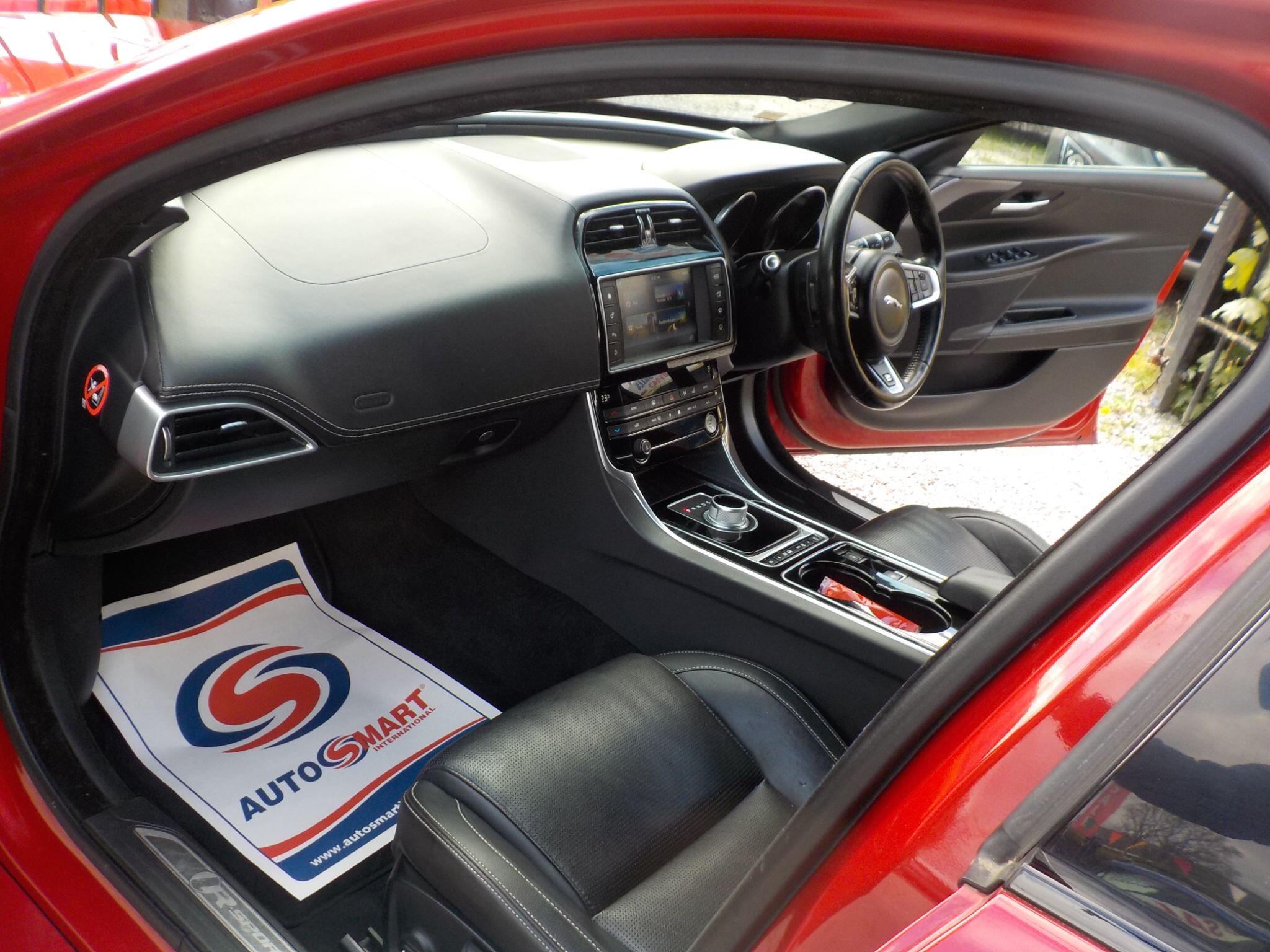 Jaguar XE 2.0d R-Sport Auto Euro 6 (s/s) 4dr
