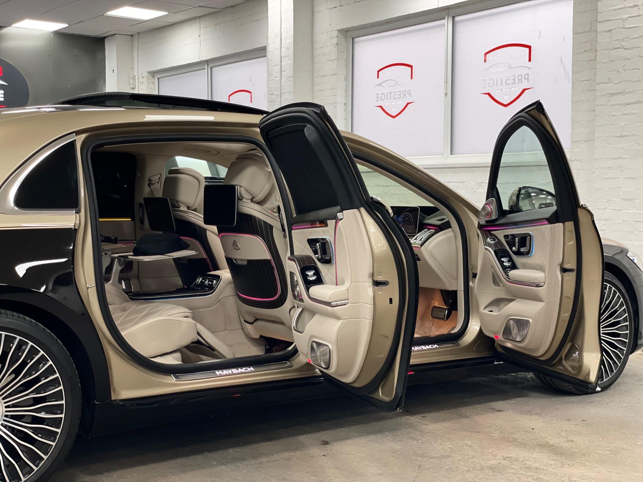 Mercedes-Benz S-Class view 32