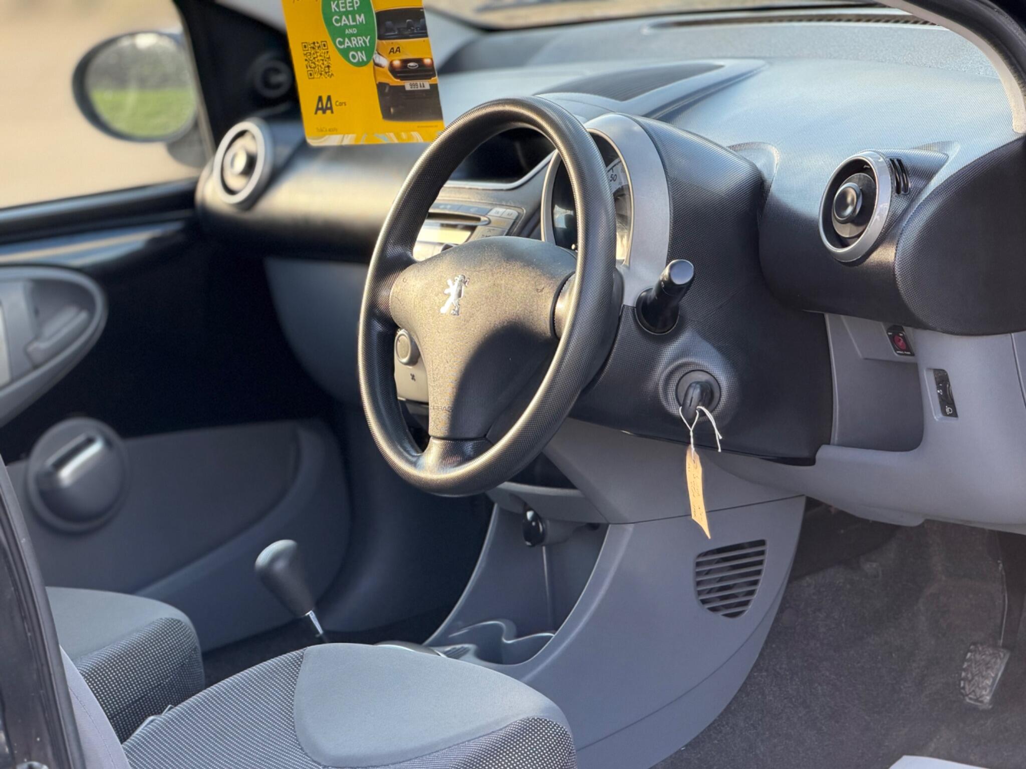 2006 Peugeot 107 1.0 12V Urban 2 Tronic Euro 4 3dr image 18