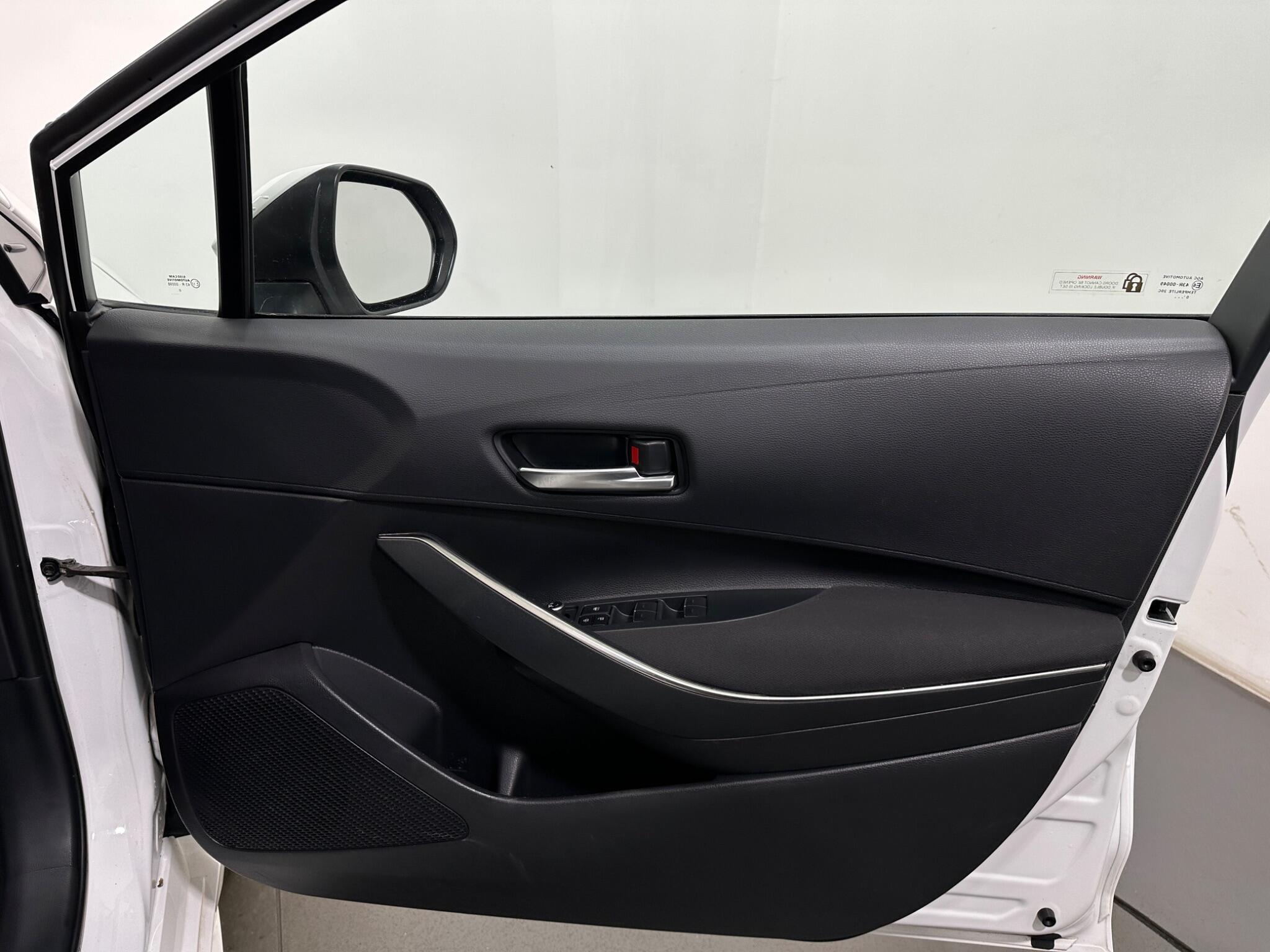 Toyota Corolla view 33