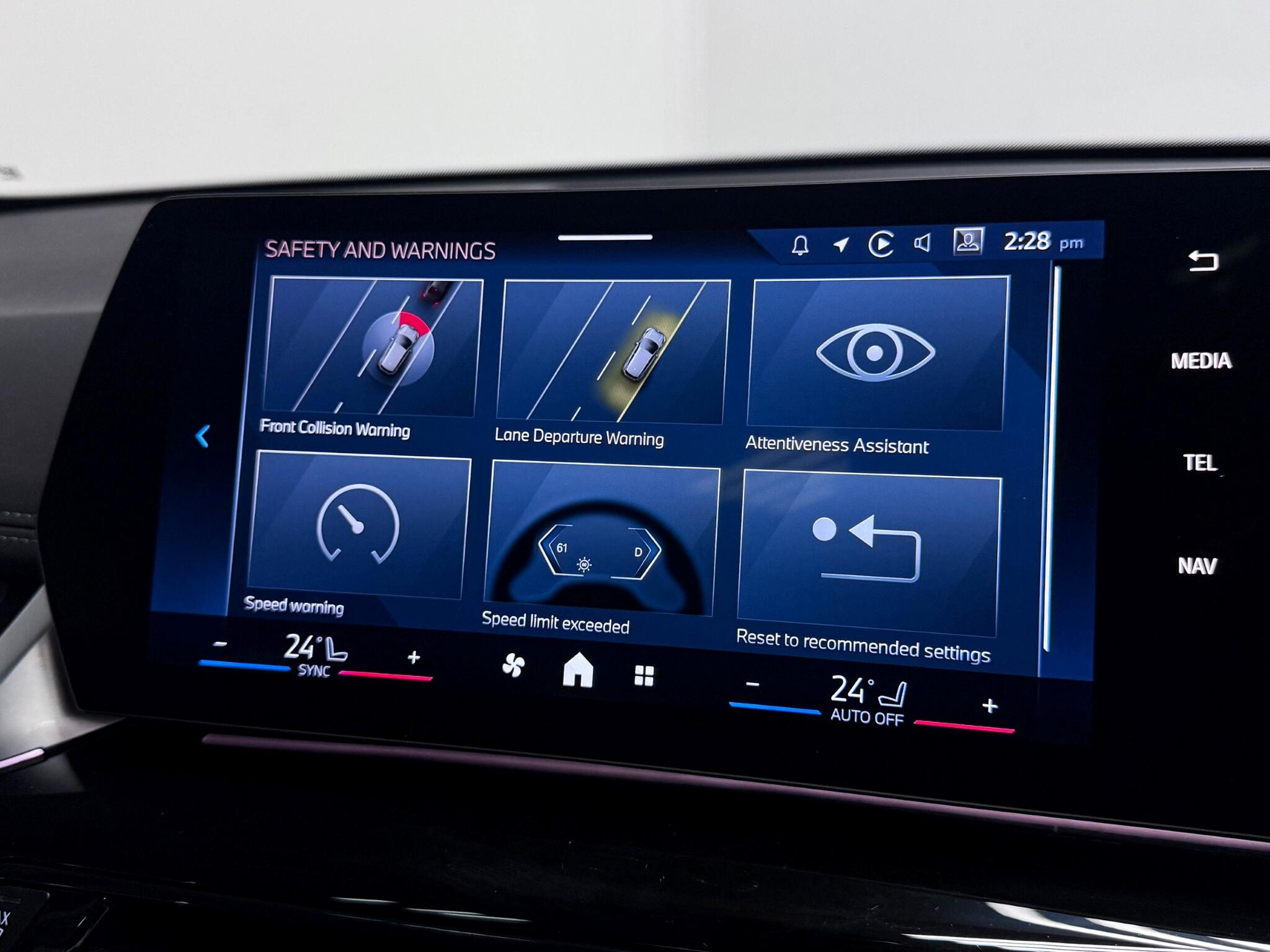 BMW X1 view 49