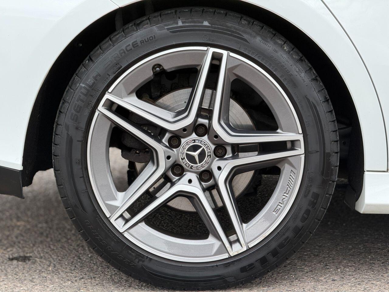Mercedes-Benz CLA view 50