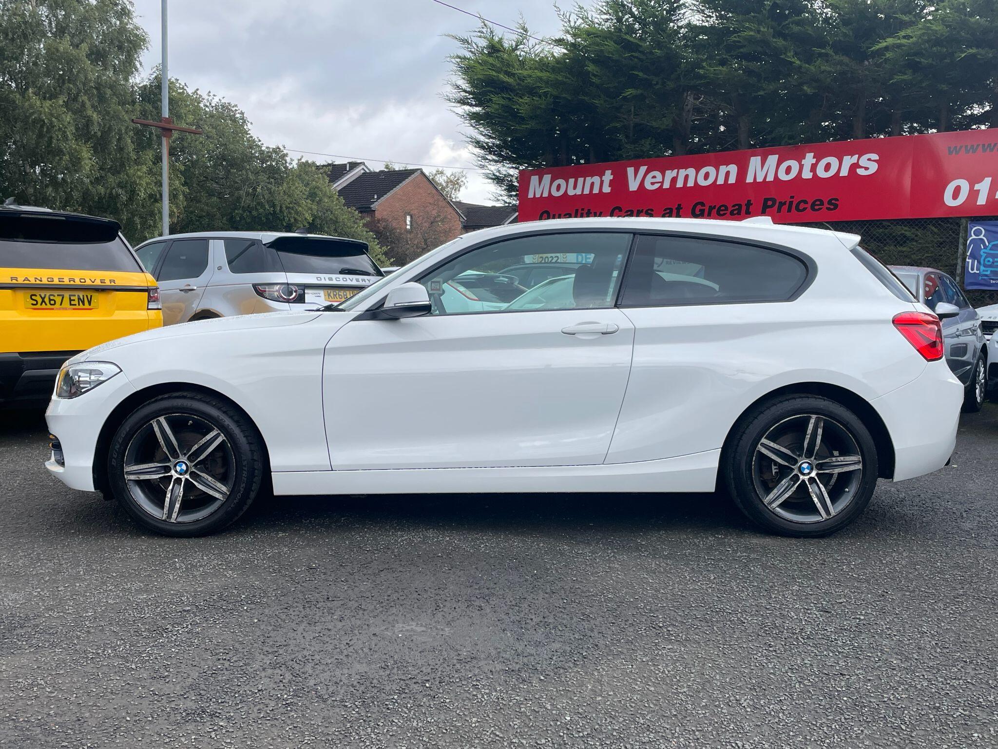 BMW 1 Series view 8
