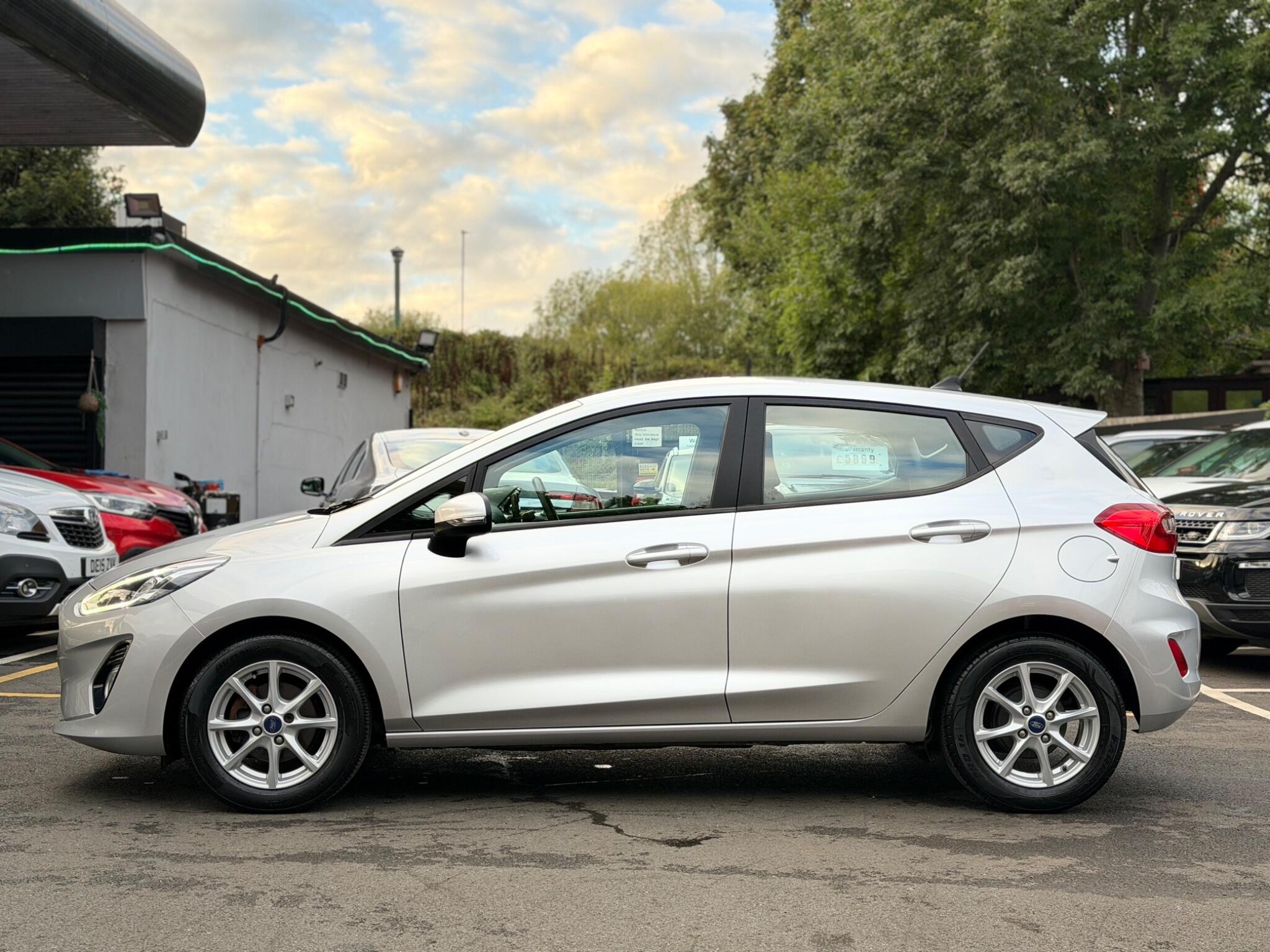Ford Fiesta view 5