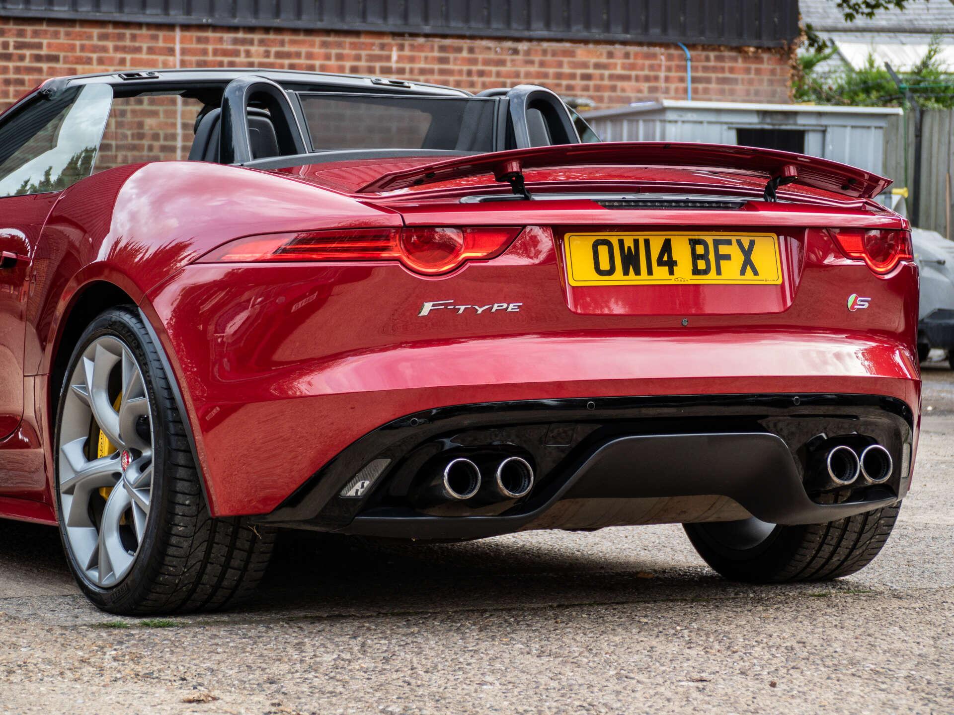 Jaguar F-Type view 15