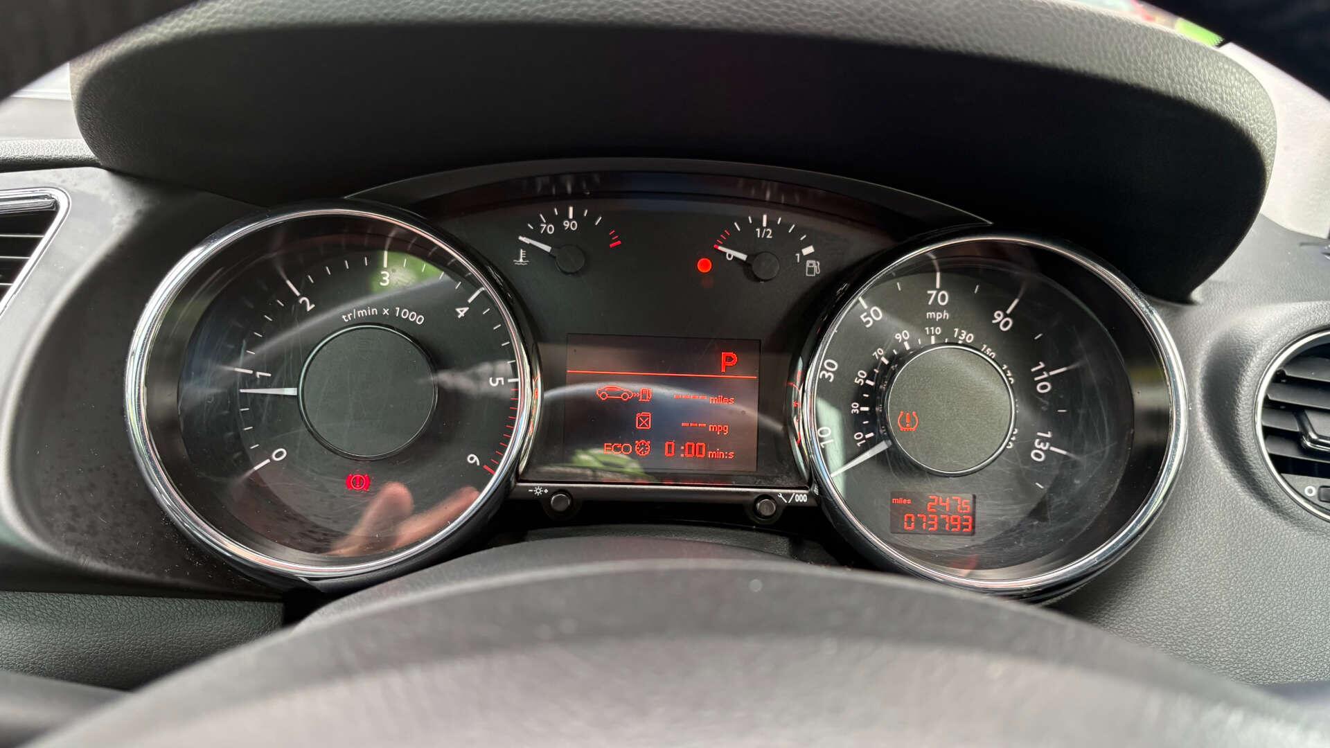 Peugeot 3008 view 17