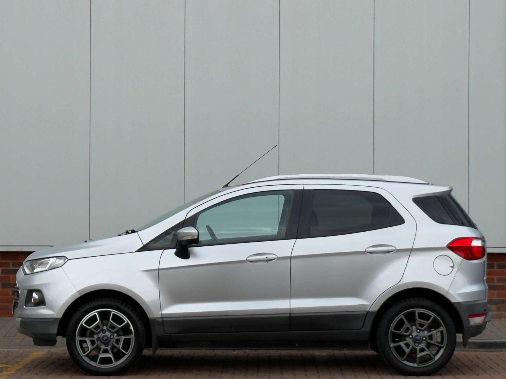 Ford Ecosport view 8