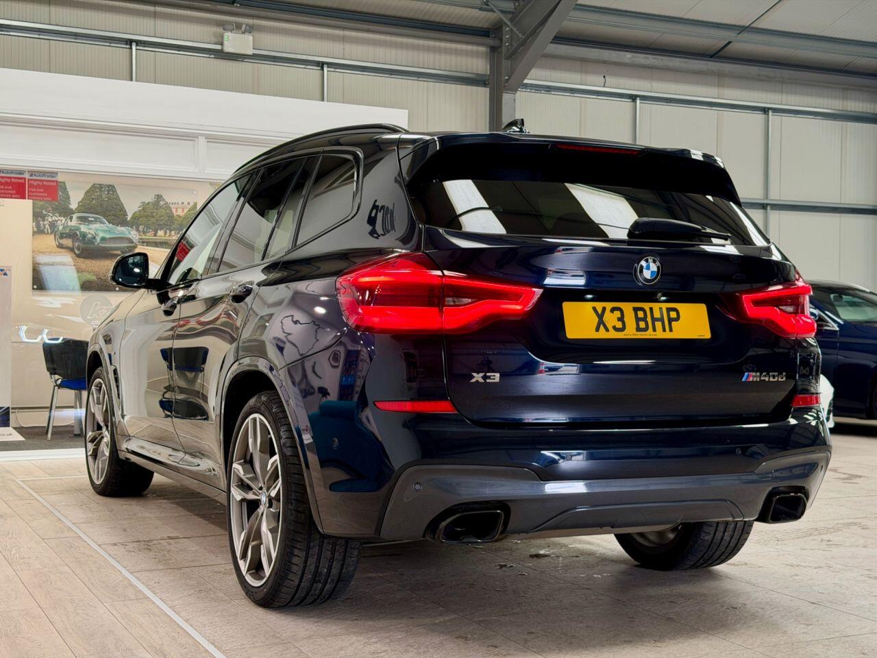 BMW X3 view 22