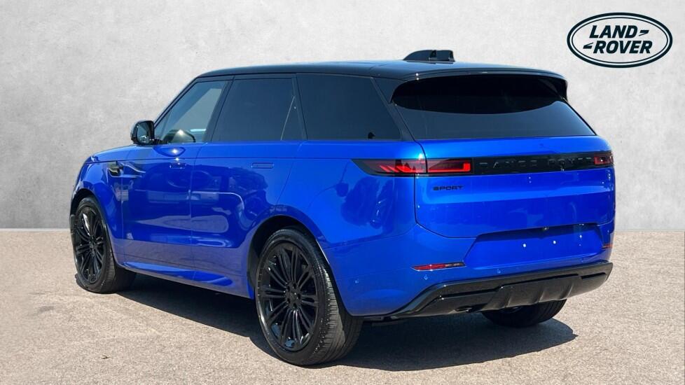 Land Rover Range Rover Sport view 2