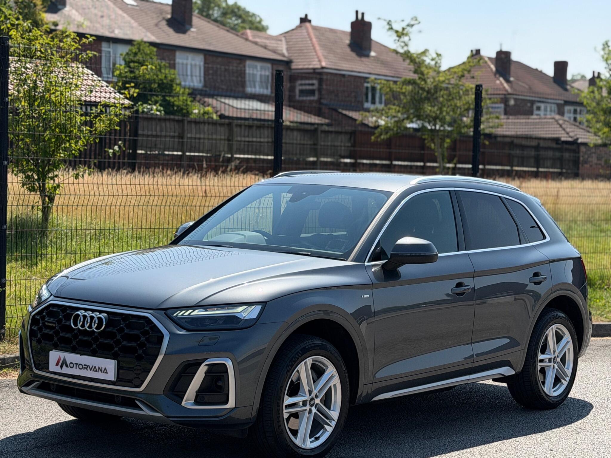 Audi Q5 view 7