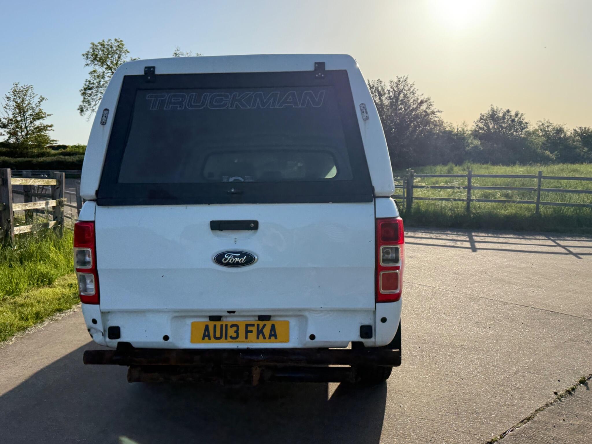 Ford Ranger 2.2 TDCi XL Super Cab Pickup 4WD Euro 5 4dr — photo 13 of 98