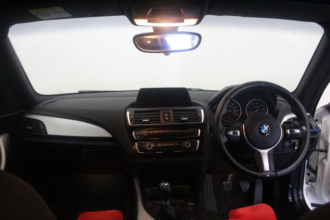 BMW 2 Series view 24