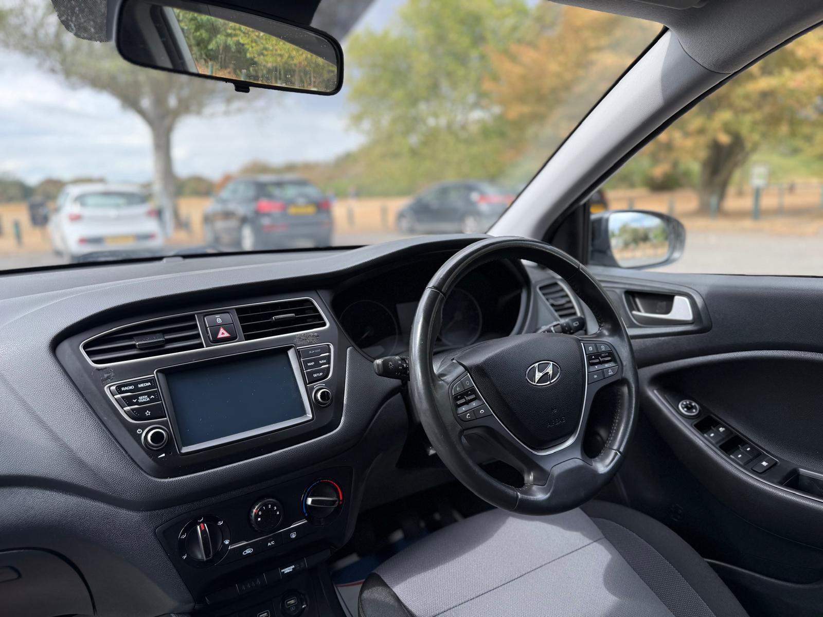 Hyundai i20 view 26