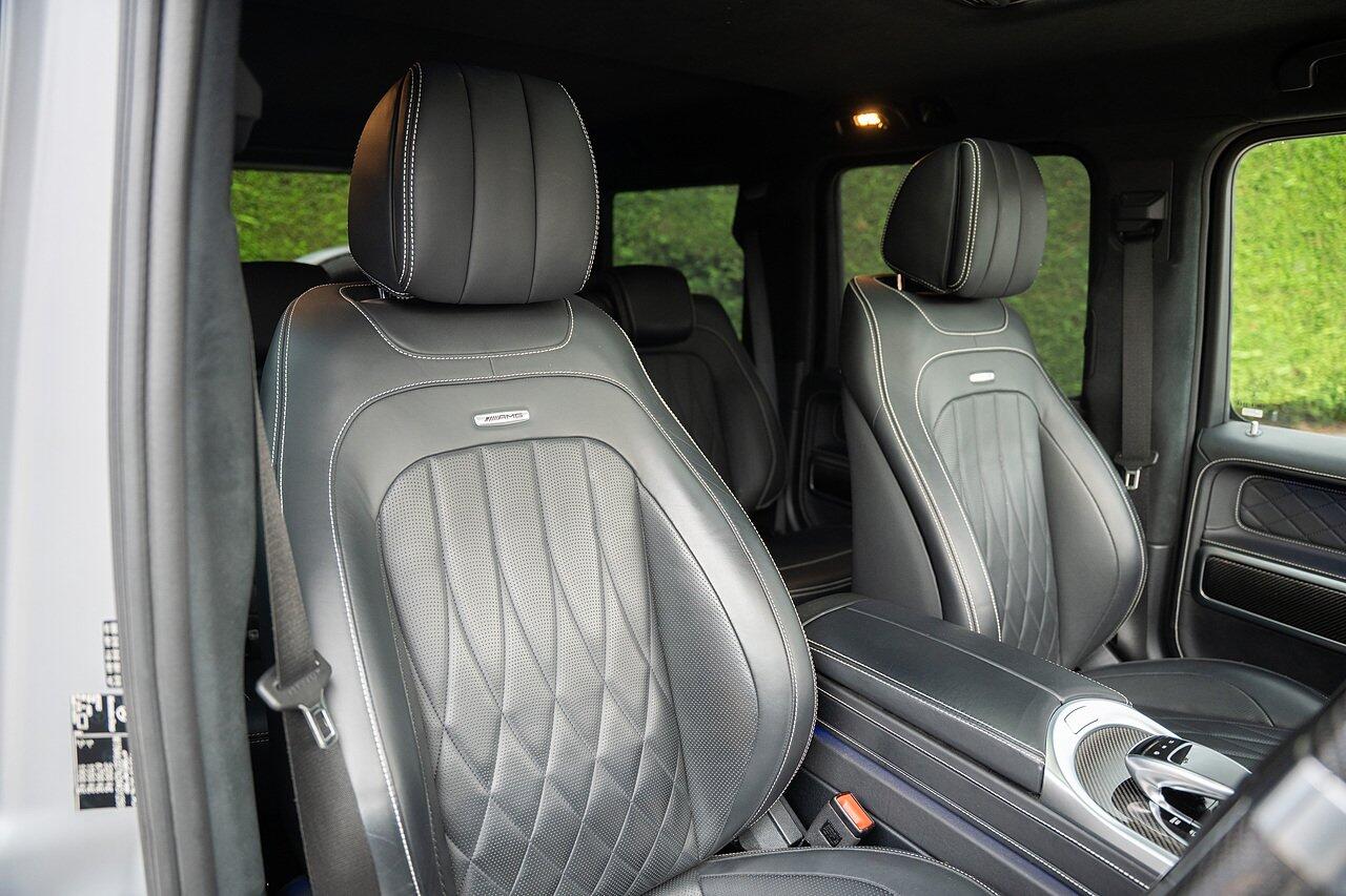 Mercedes-Benz G-Class view 2