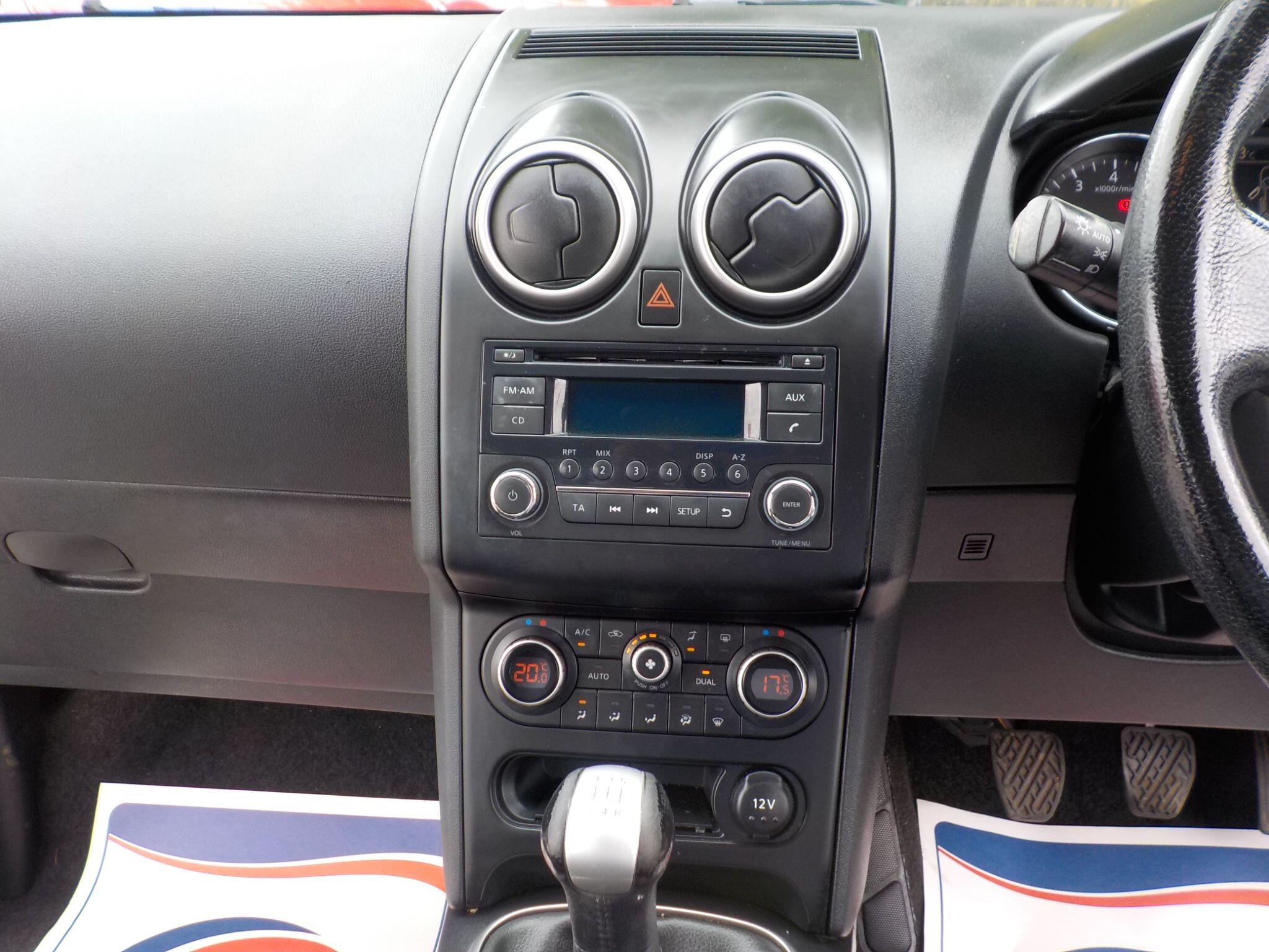 Nissan Qashqai 1.6 Acenta 2WD Euro 5 (s/s) 5dr