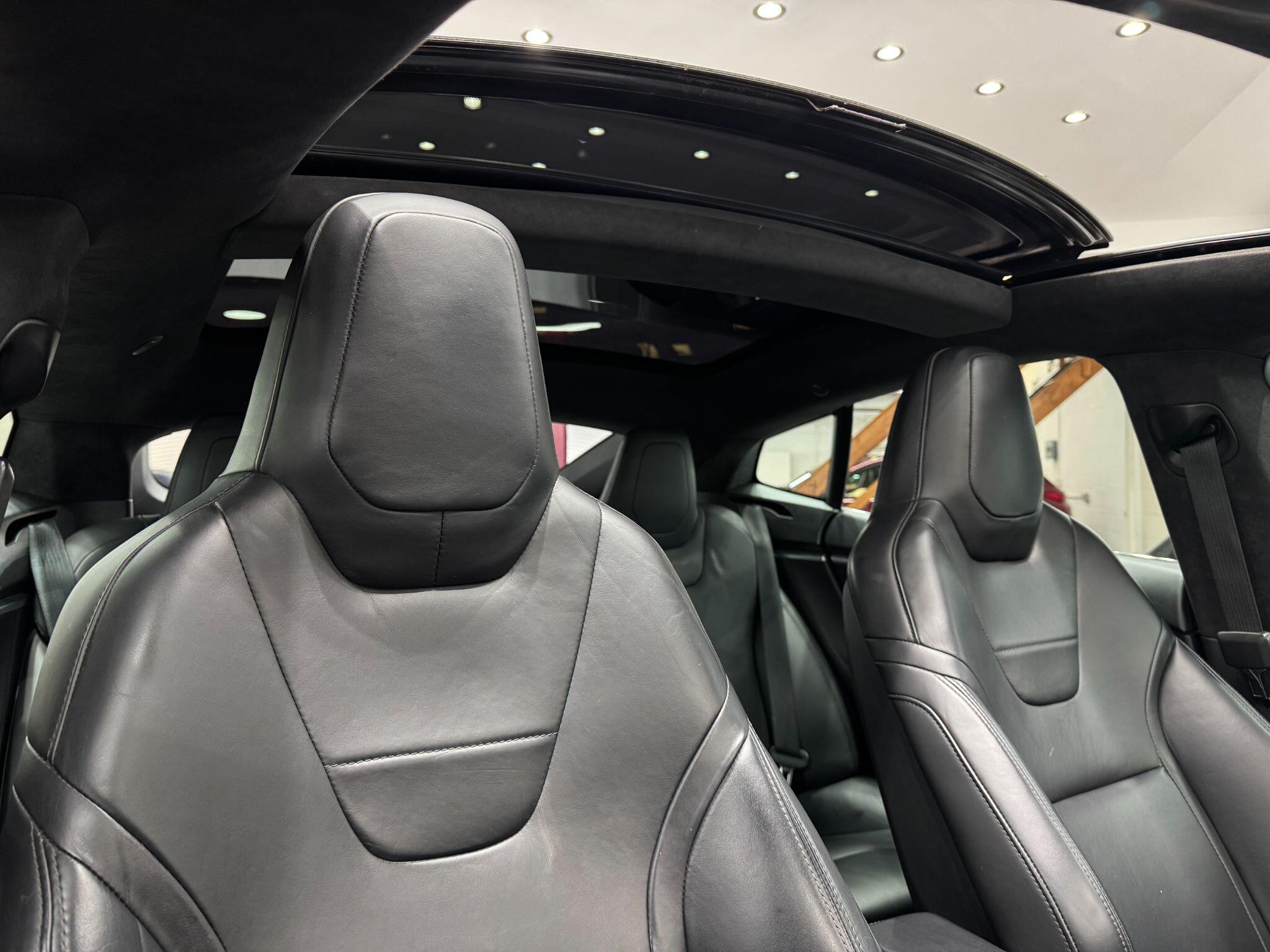 Tesla Model S view 12