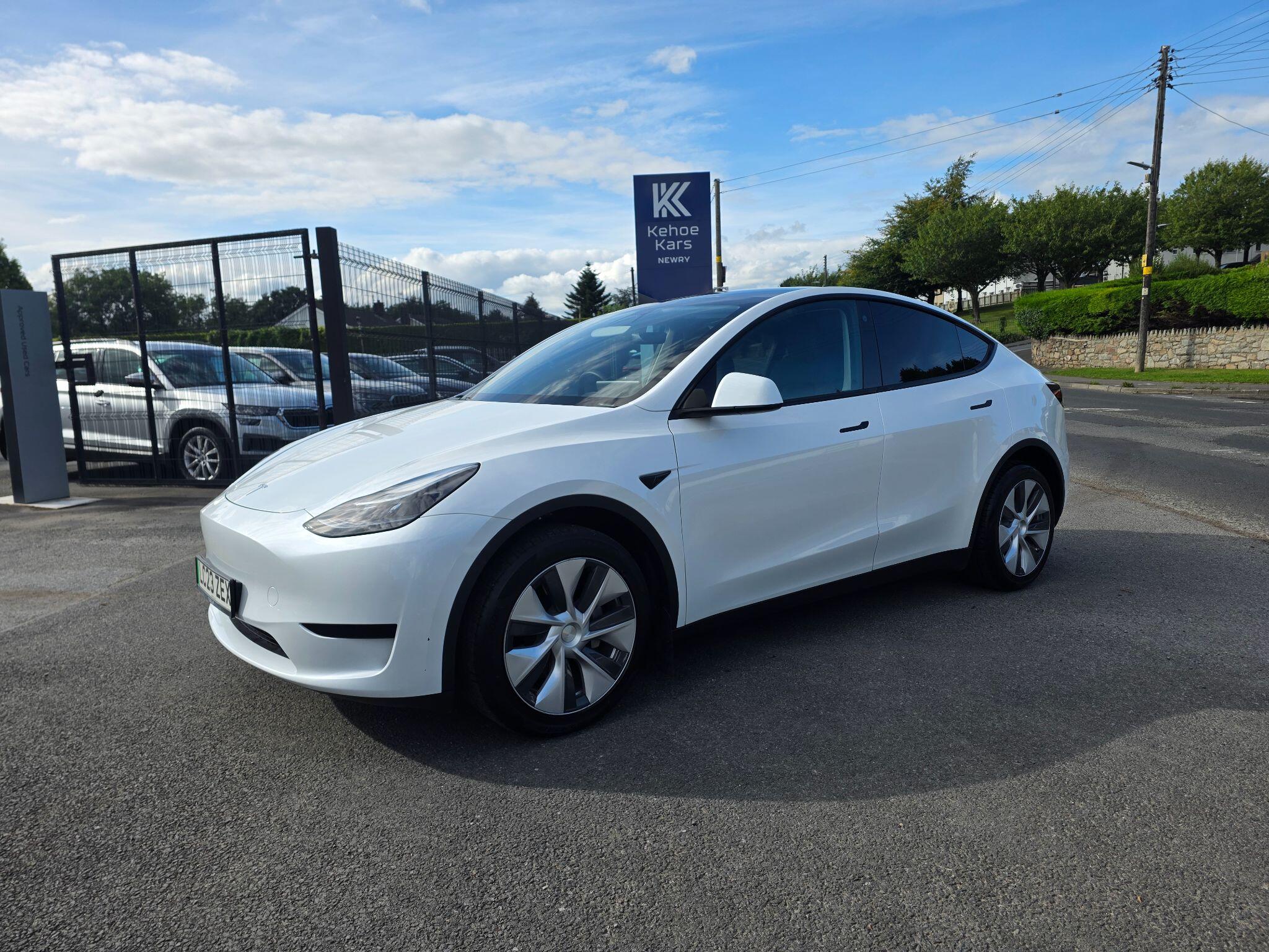 Tesla Model Y view 3
