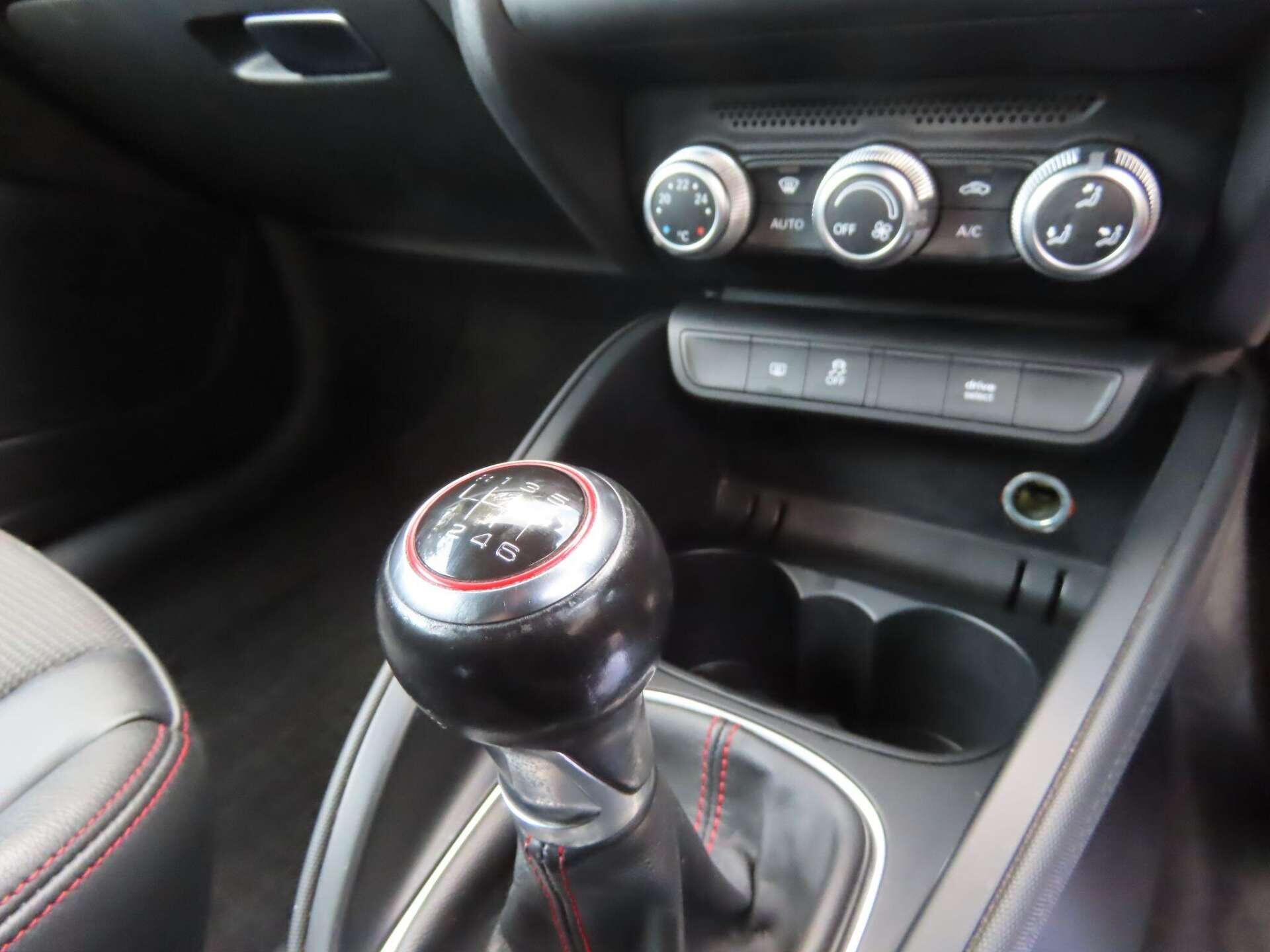 Audi S1 view 11