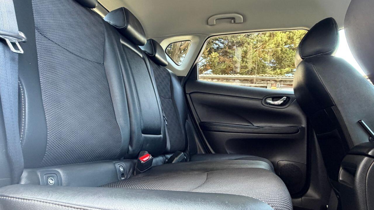 Nissan Pulsar view 13