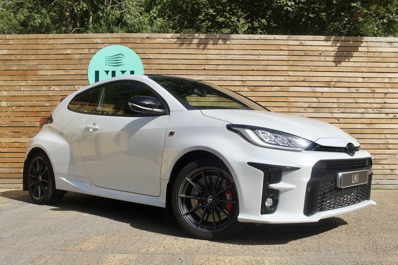 Toyota Yaris view 4