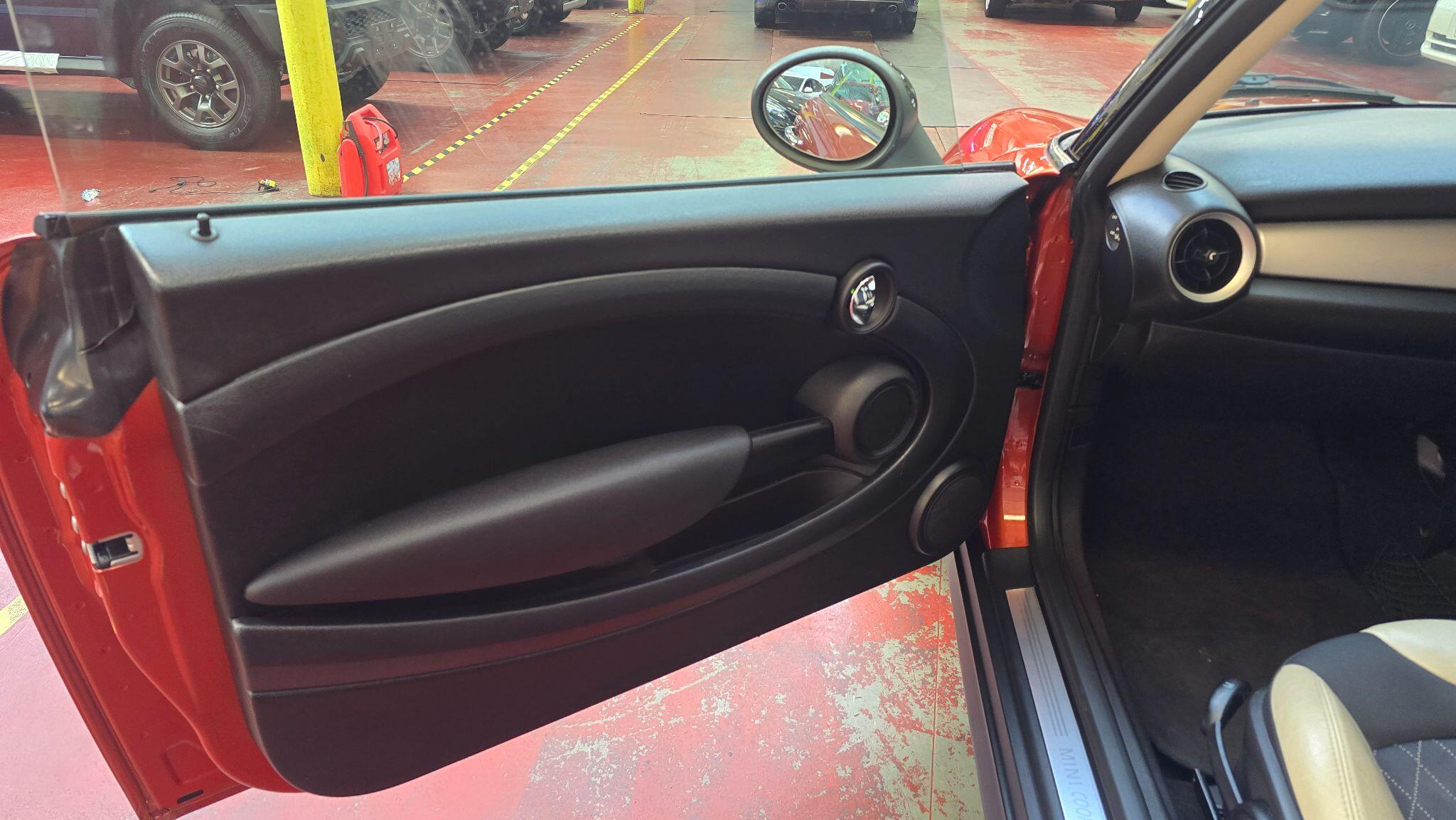 Mini Clubman view 18