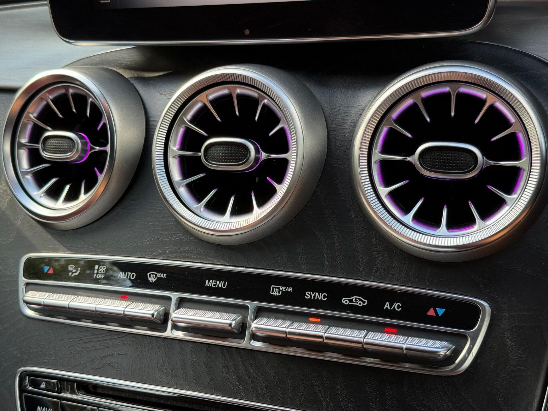 Mercedes-Benz C-Class view 61