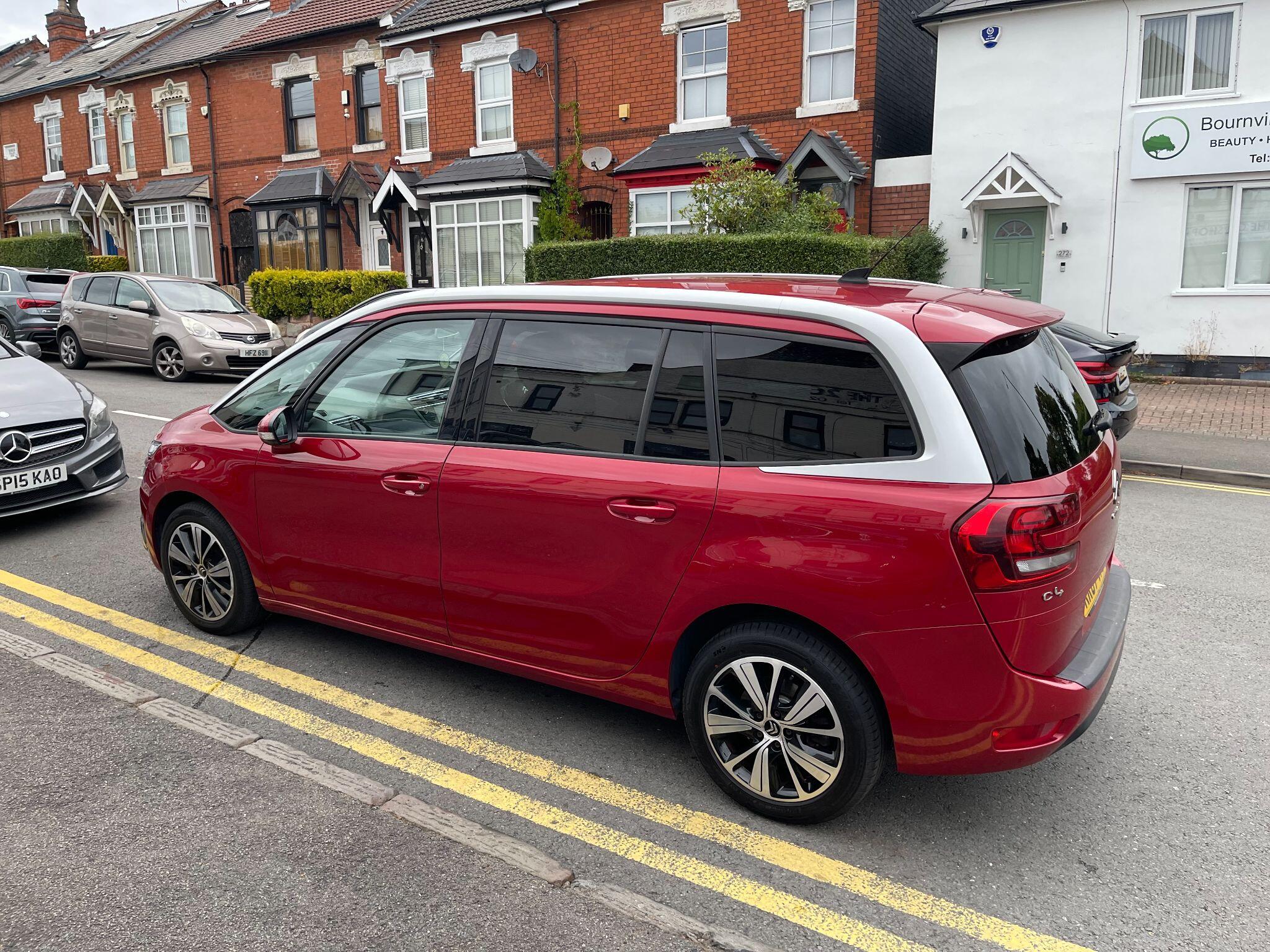 Citroen Grand C4 Picasso view 15