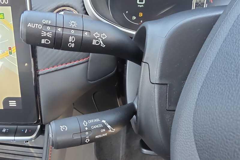 MG ZS view 32