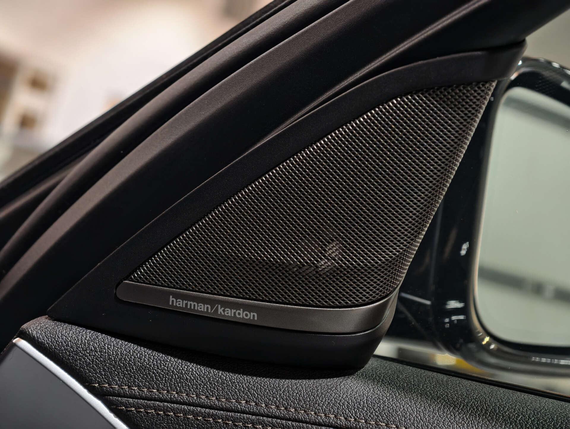 BMW 5 Series view 32