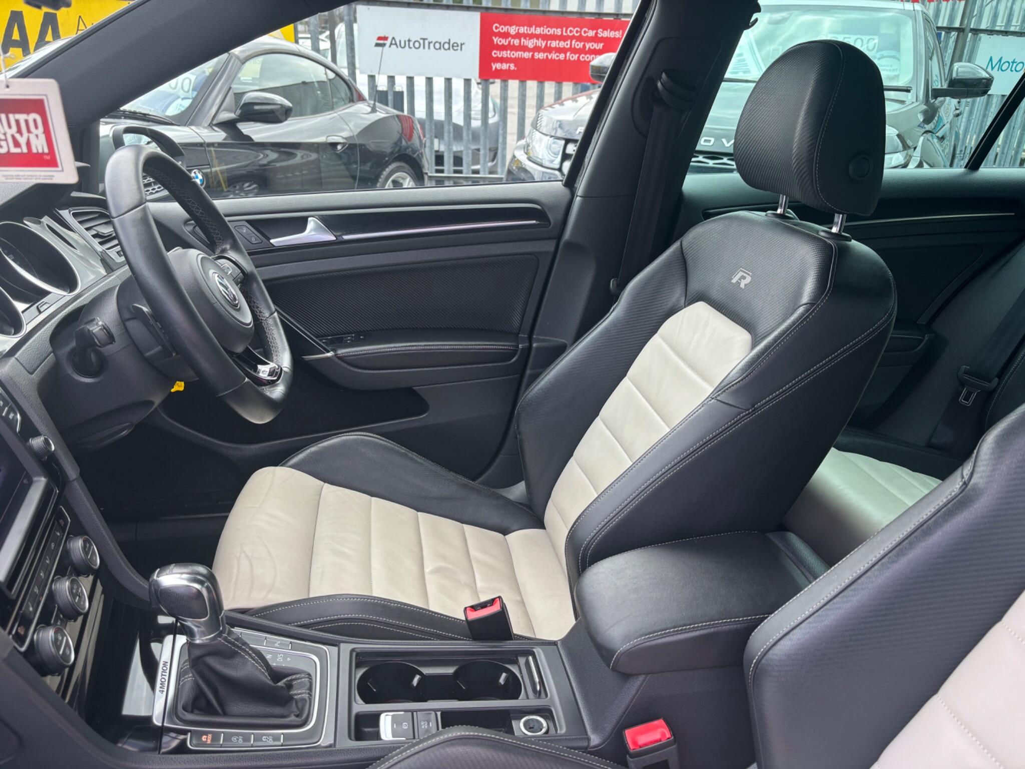Volkswagen Golf view 15