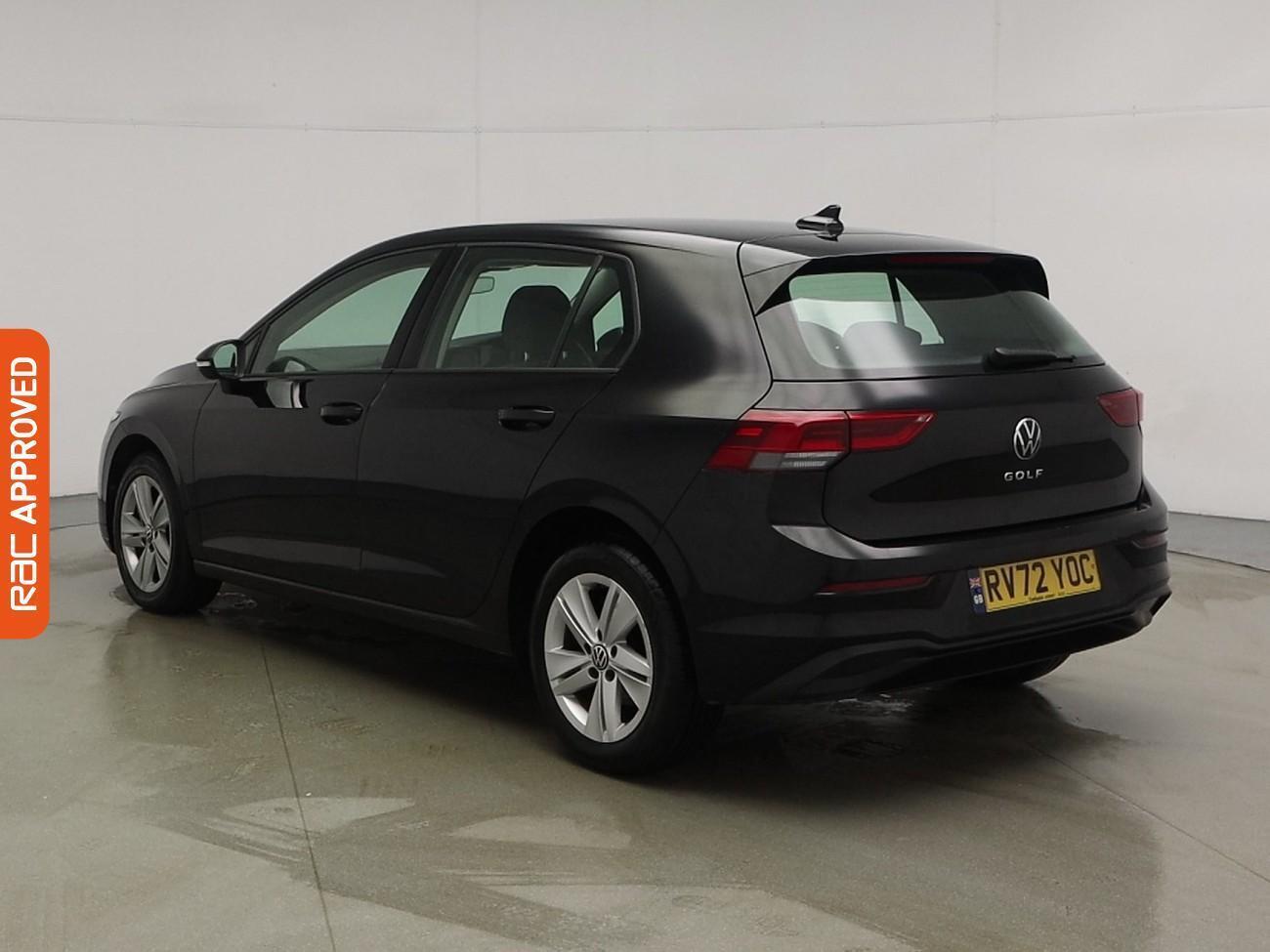 Volkswagen Golf view 4