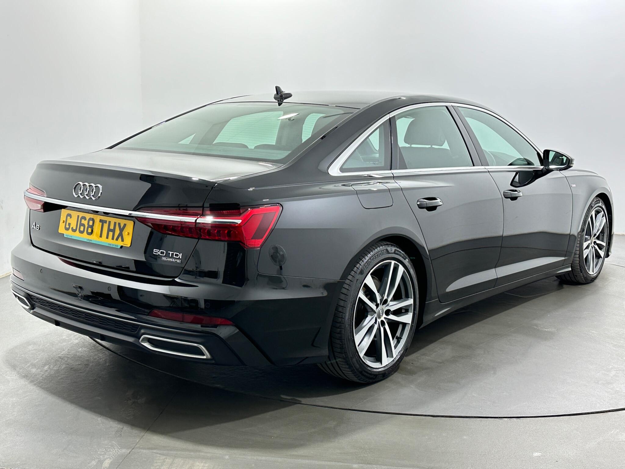 Audi A6 view 8