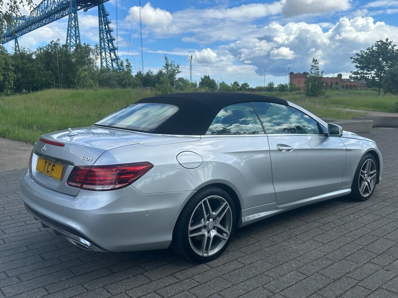 Mercedes-Benz E-Class view 9