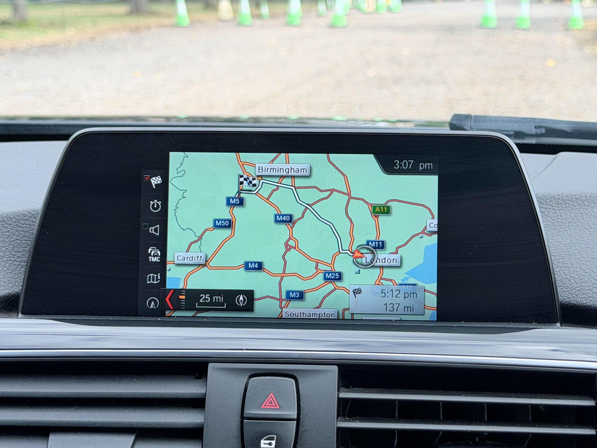 BMW 3 Series view 46