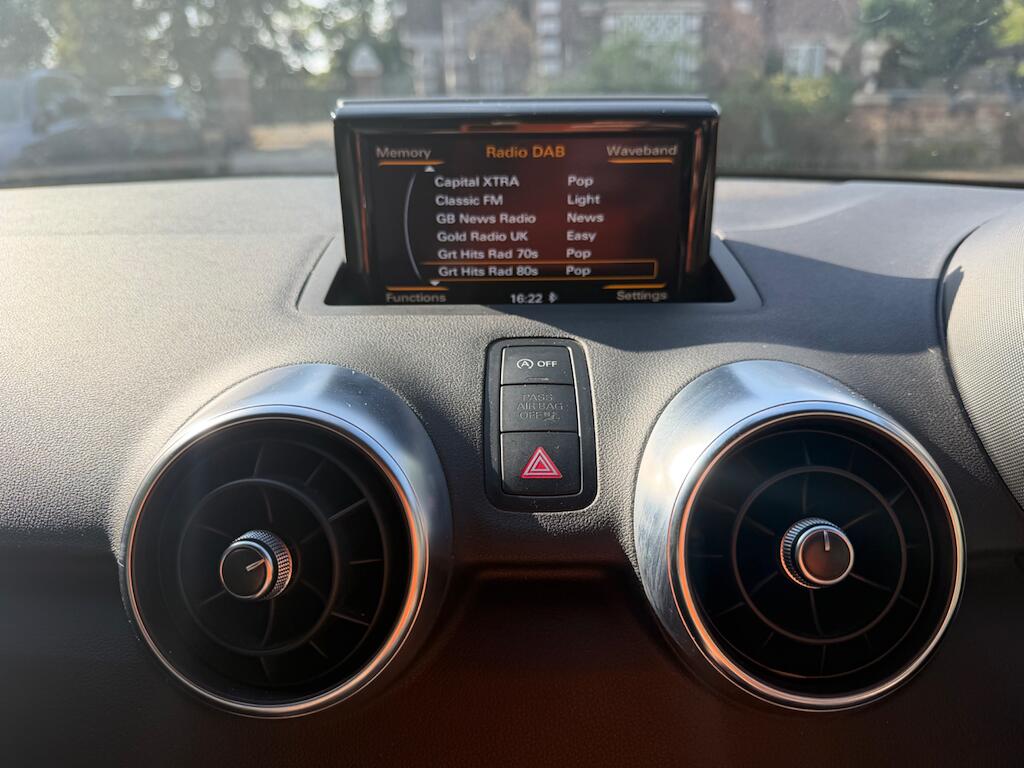 Audi A1 view 20