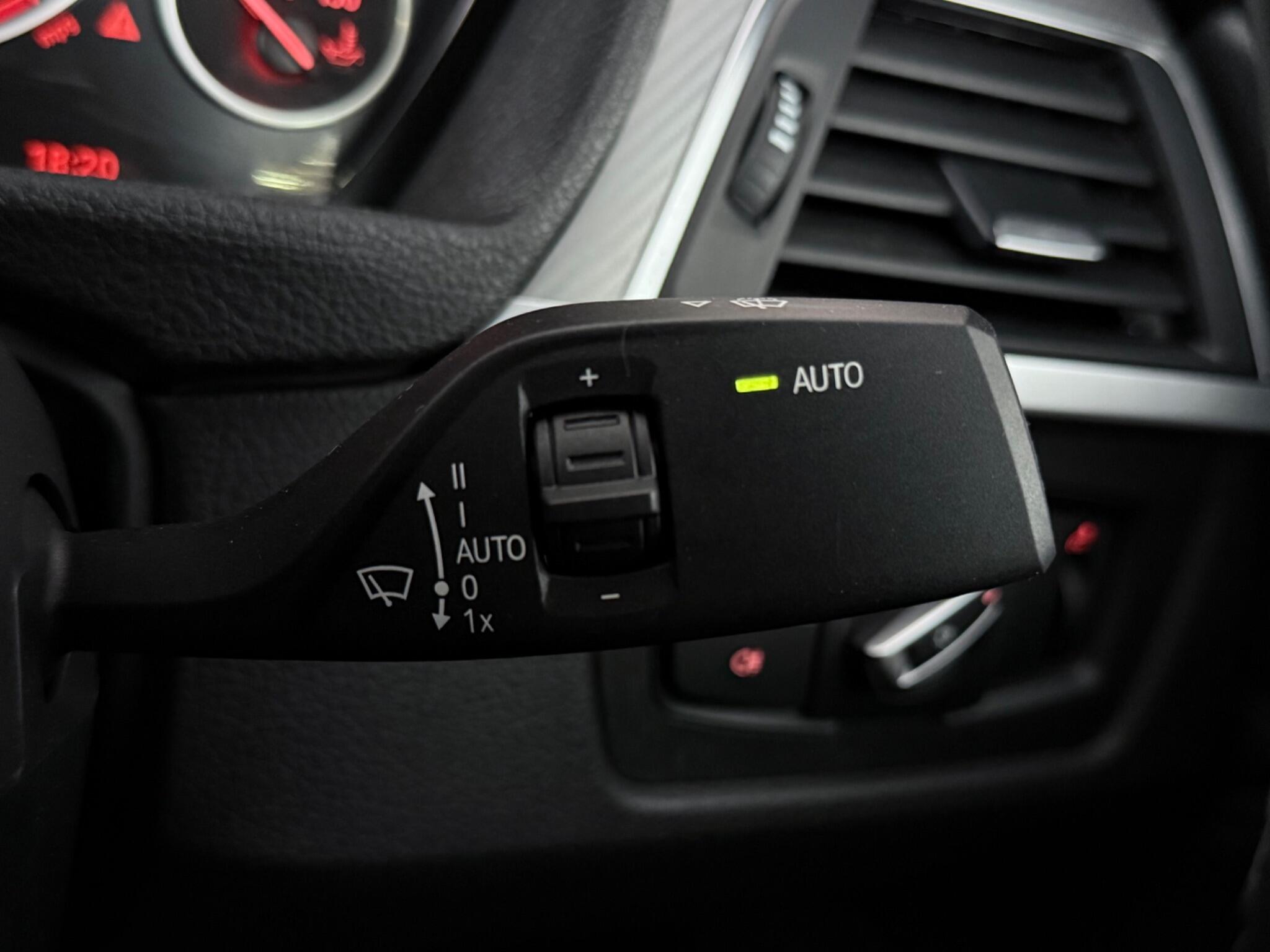 BMW 4 Series view 18
