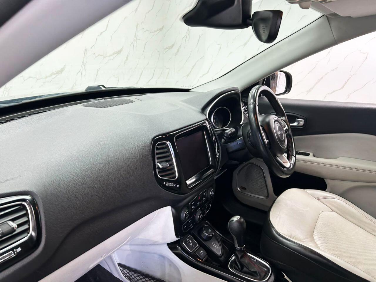 Jeep Compass view 13