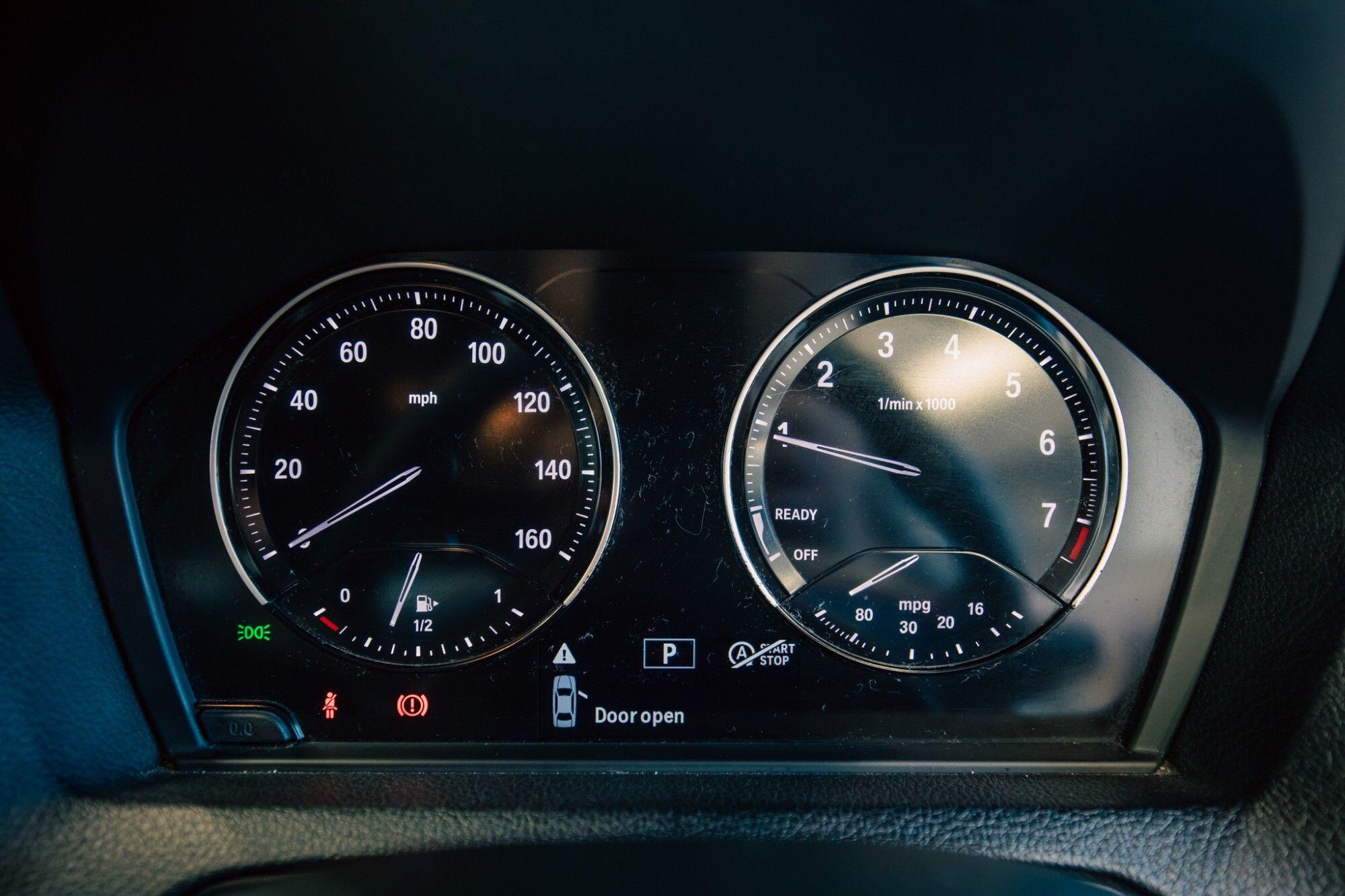 BMW 1 Series view 14