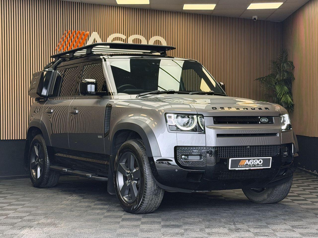 Land Rover Defender 110 main image