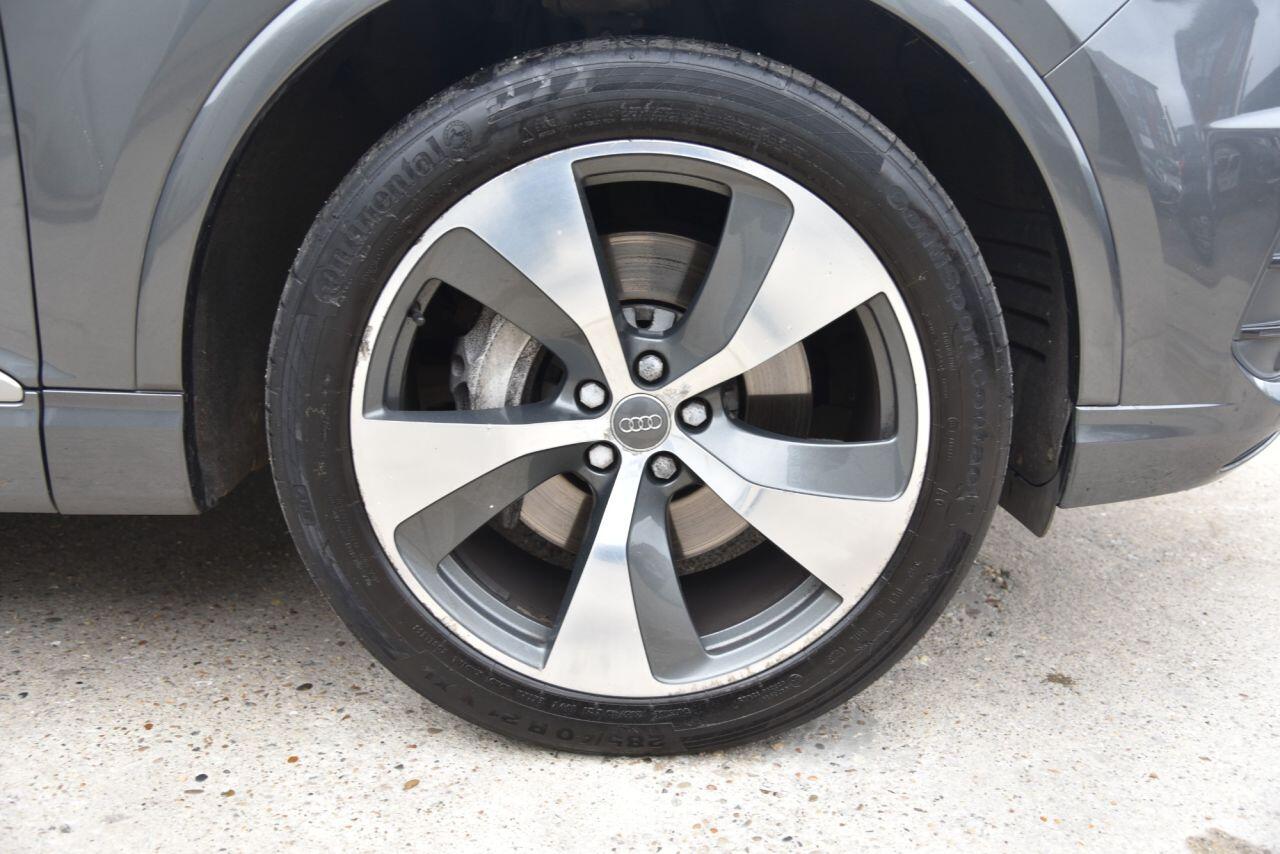 Audi Q7 view 62