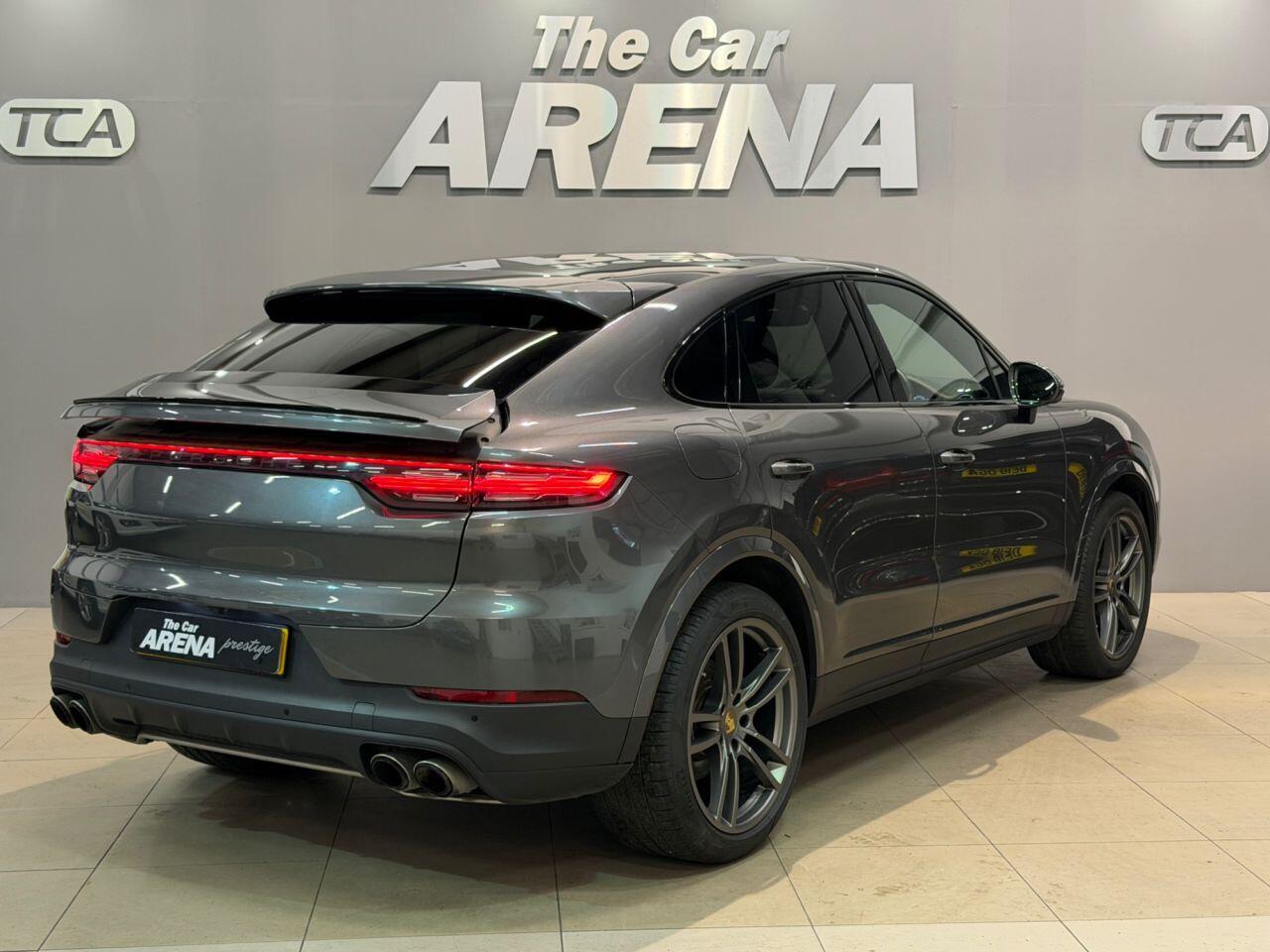 Porsche Cayenne view 4